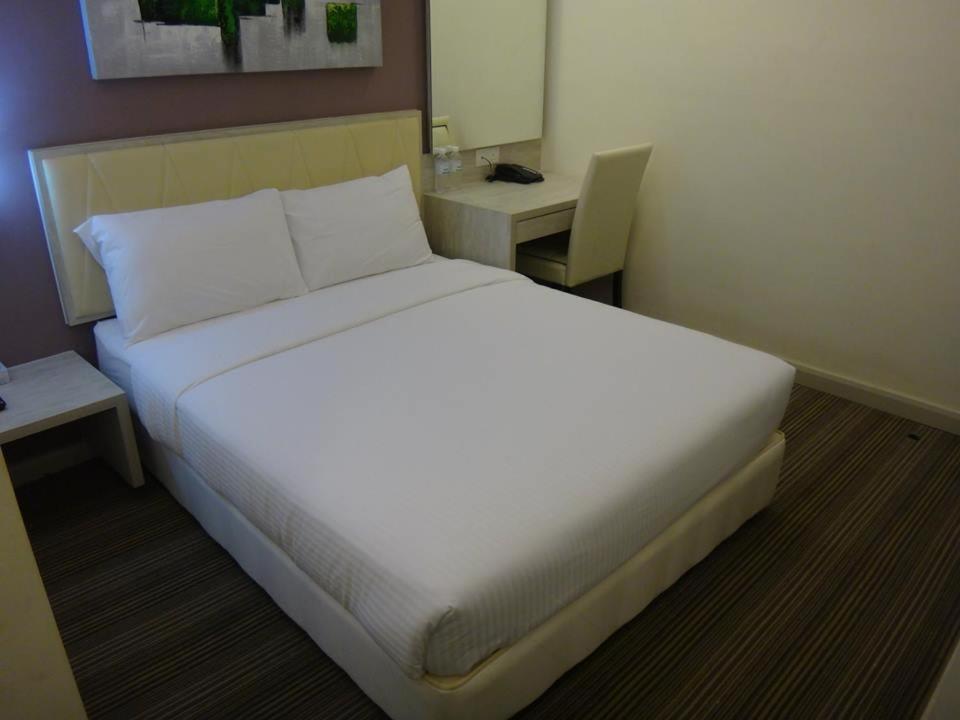 קואנטאן Kosma Business Hotel מראה חיצוני תמונה