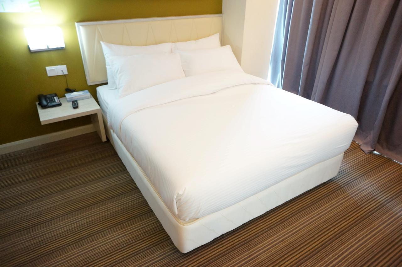 קואנטאן Kosma Business Hotel מראה חיצוני תמונה