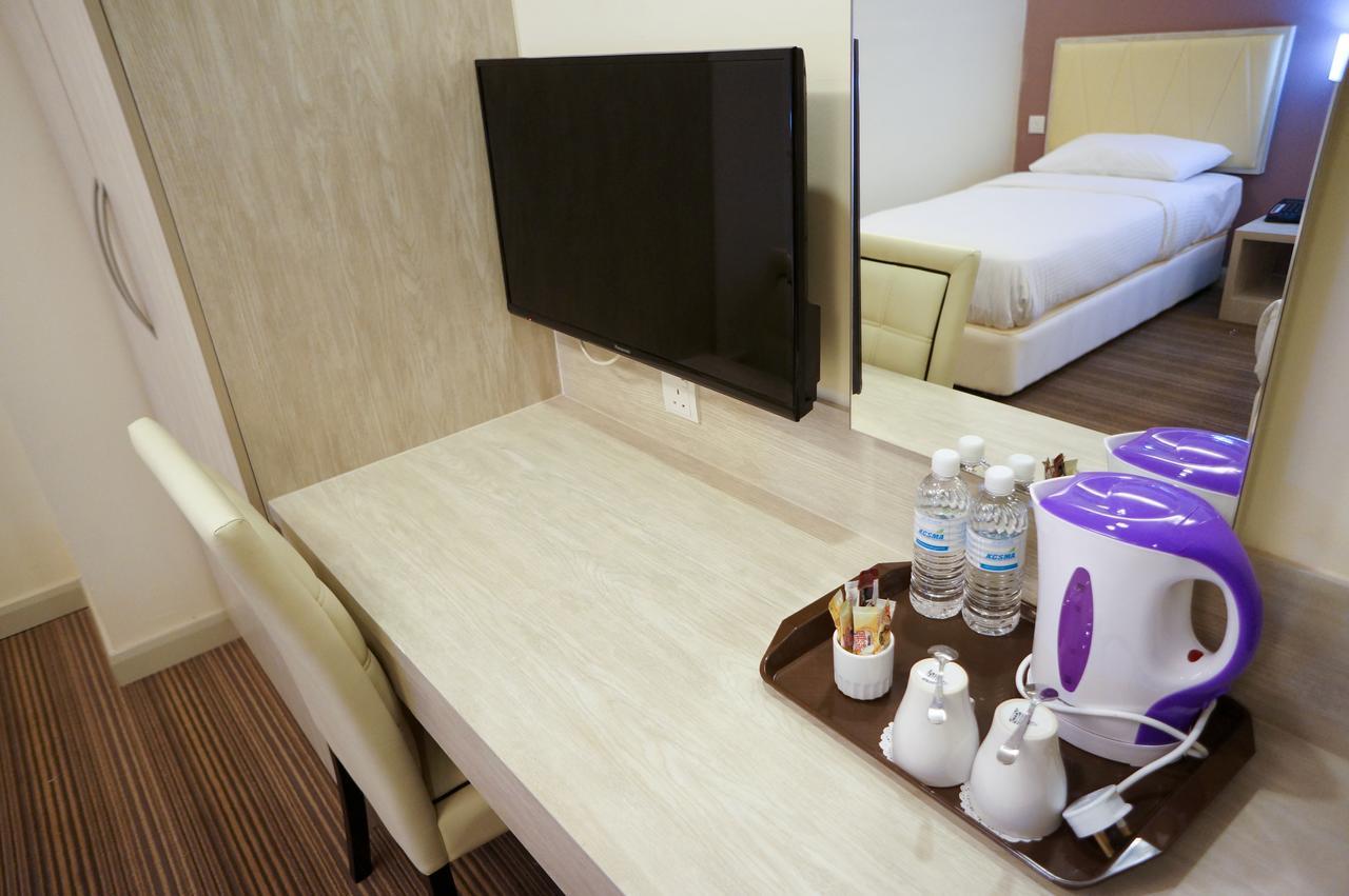 קואנטאן Kosma Business Hotel מראה חיצוני תמונה