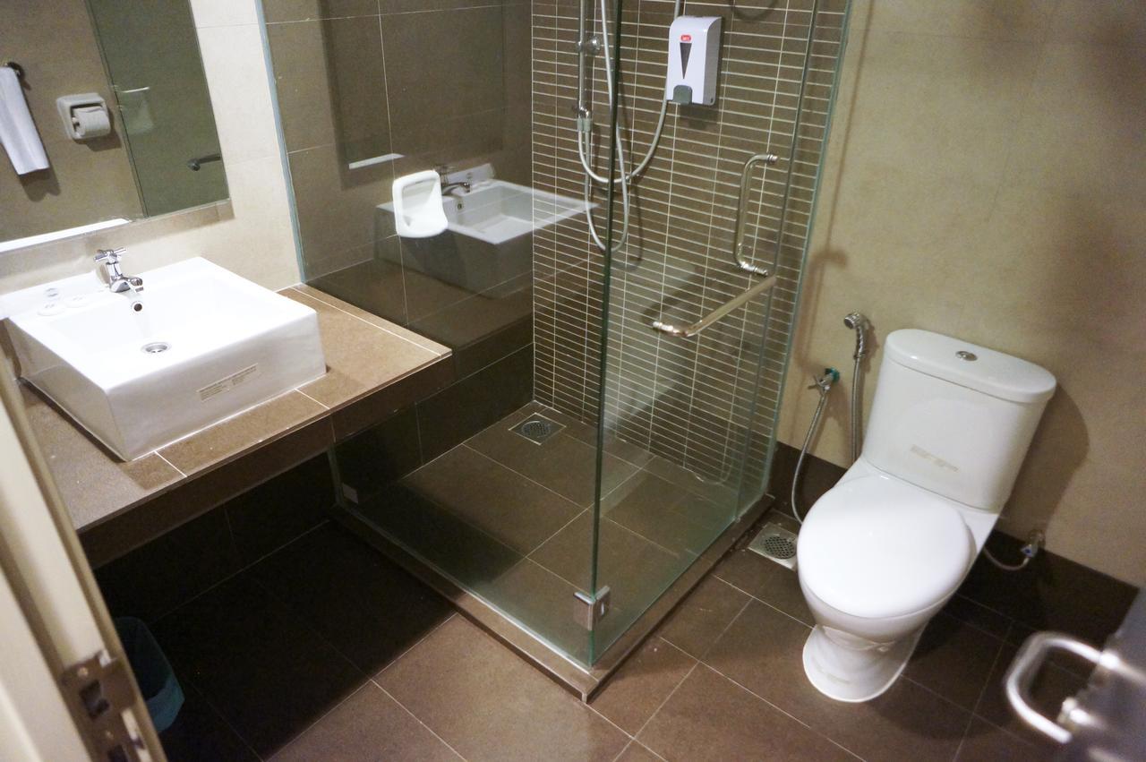קואנטאן Kosma Business Hotel מראה חיצוני תמונה
